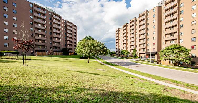 27-1011-40 Vanier Drive, Guelph, ON, N1G 2L1 - 10