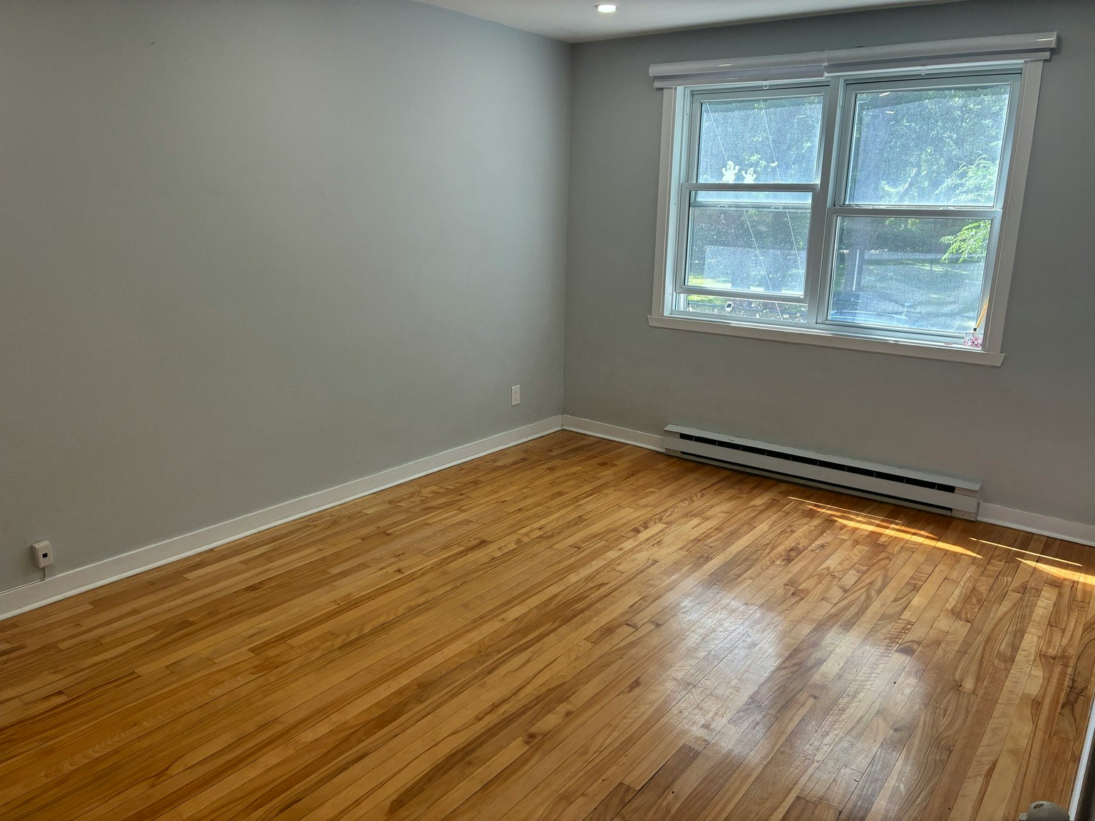 4-2090 Wellington, Montréal, QC, H3K 1W9 - 3