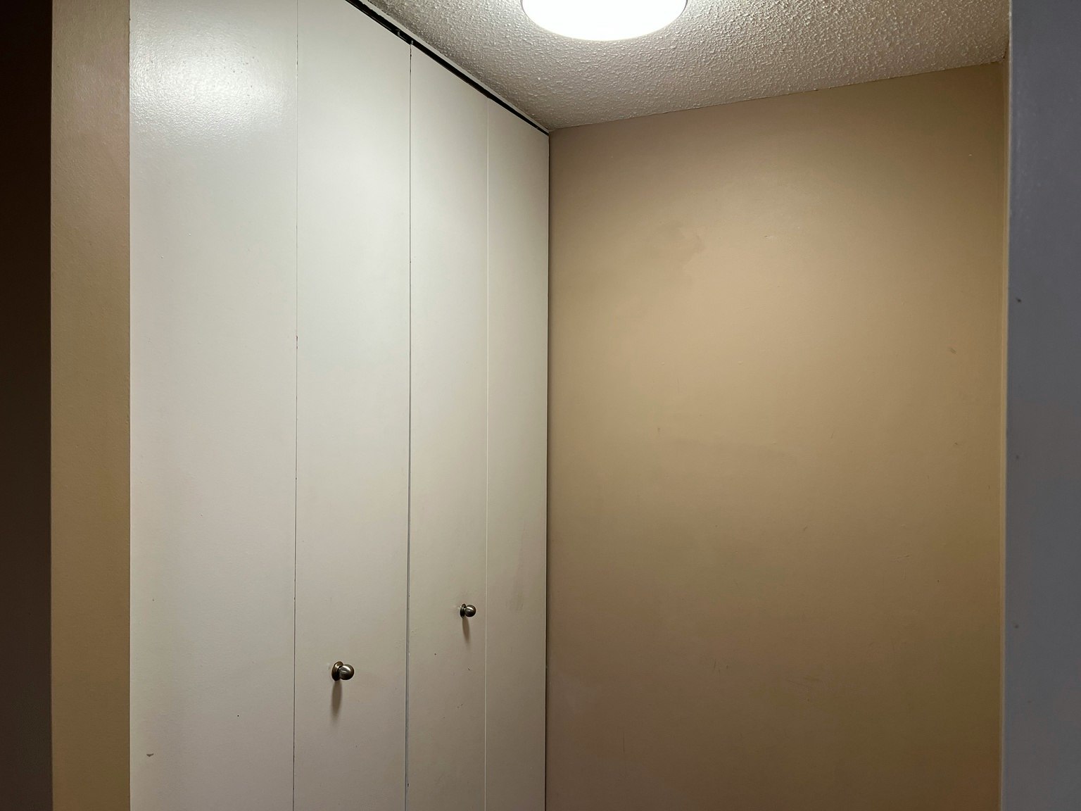14120 80 Street Nw, Edmonton, AB, T5C 1L6 - 7