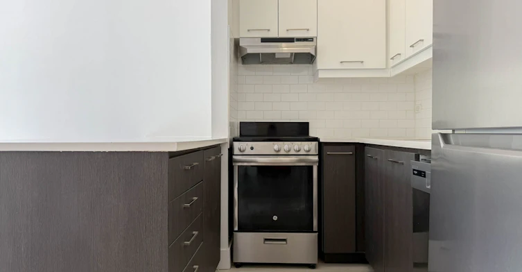 0410-1150 Sherbrooke Rue East, Montréal, QC, H2L 1L8 - 6