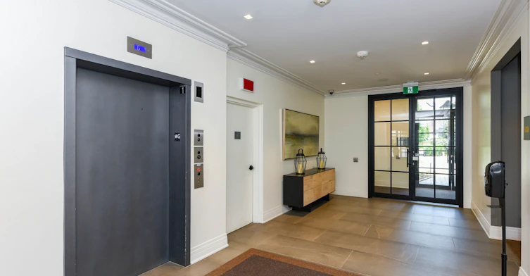 PH06-571 Prince Edward Drive North, Toronto, ON, M8X 0A1 - 5