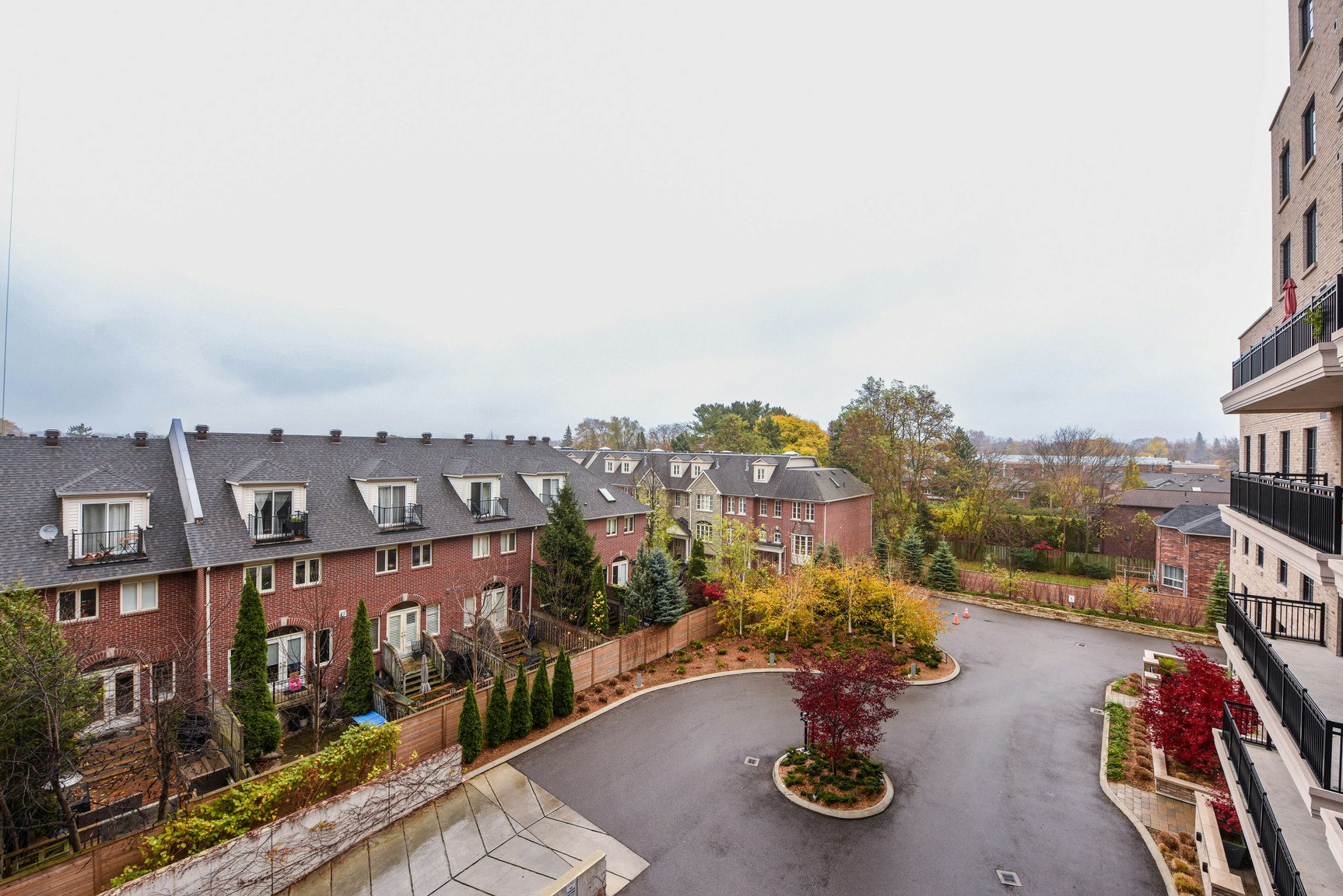 715-571 Prince Edward Drive North, Toronto, ON, M8X 0A1 - 9