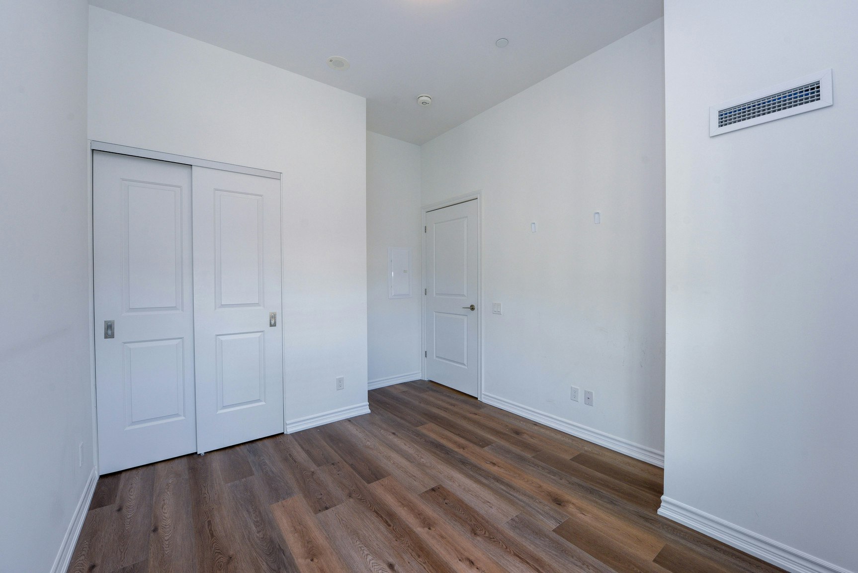 PH08-571 Prince Edward Drive North, Toronto, ON, M8X 0A1 - 23