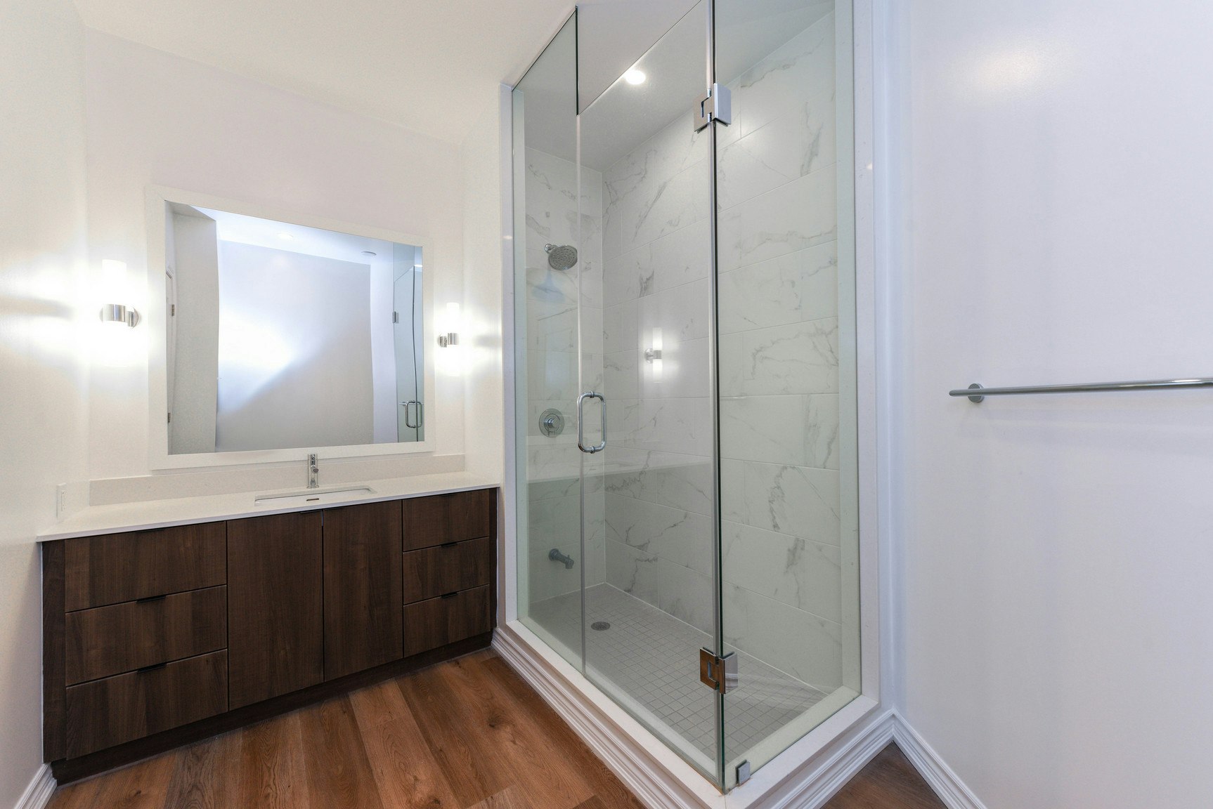 PH08-571 Prince Edward Drive North, Toronto, ON, M8X 0A1 - 21