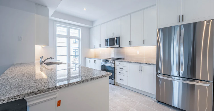 52-80 Thomas Street, Mississauga, ON, L5M 2R2 - 6