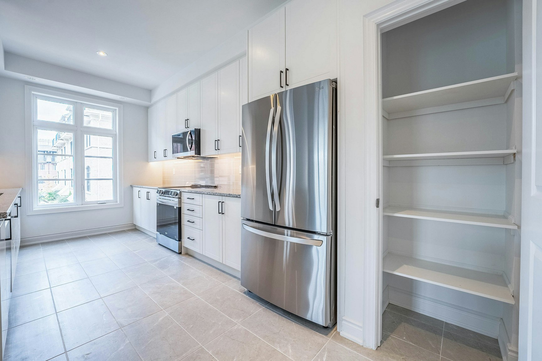 52-80 Thomas Street, Mississauga, ON, L5M 2R2 - 5