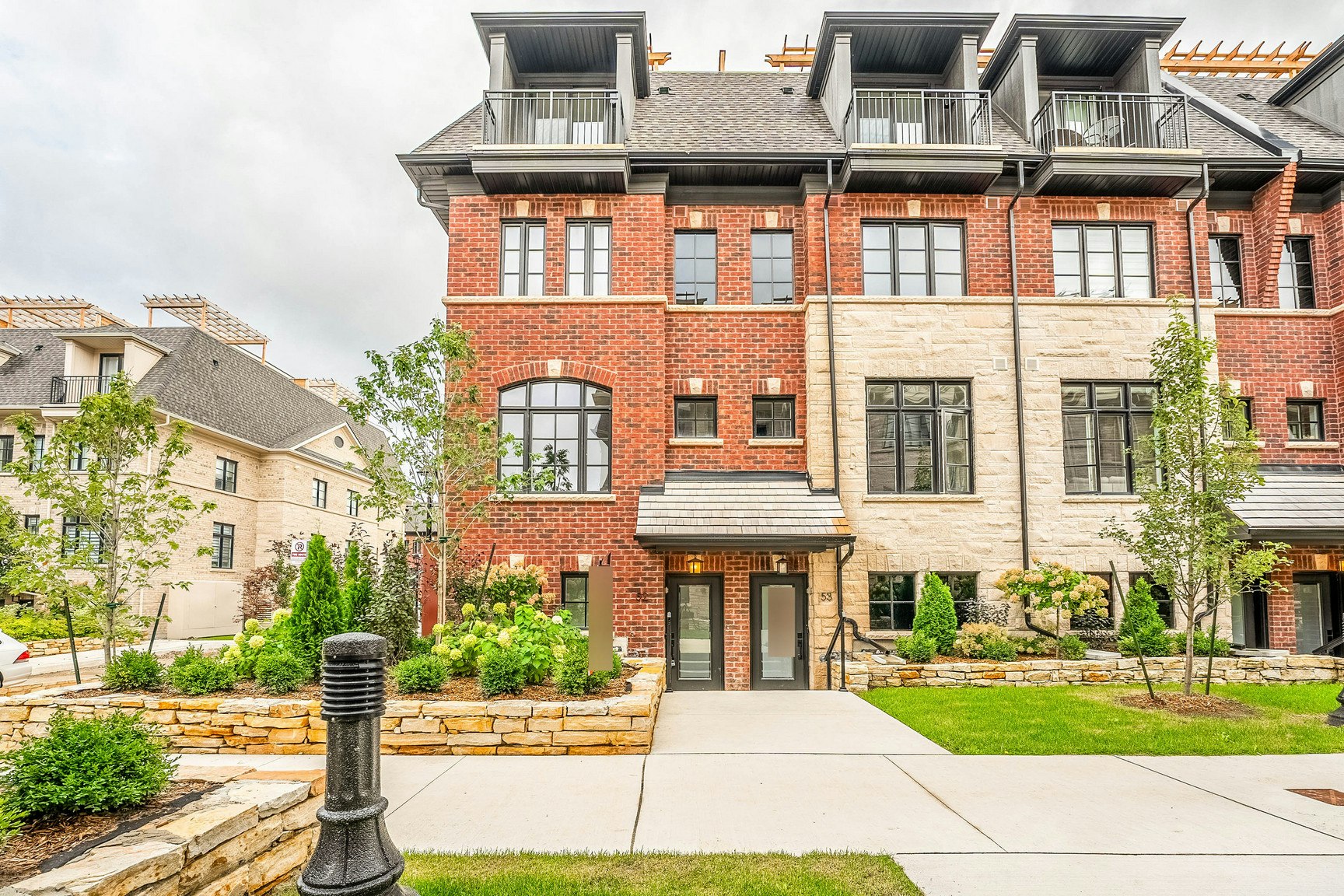 52-80 Thomas Street, Mississauga, ON, L5M 2R2 - 3