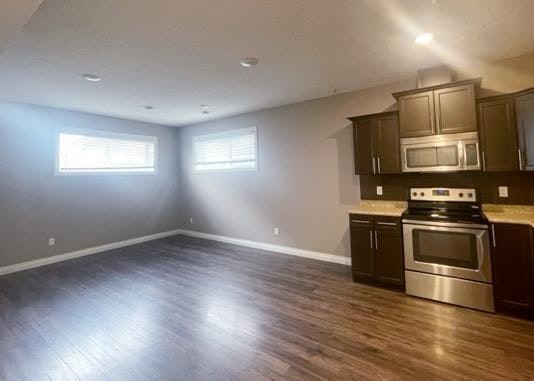 13451 L-13447 61 Street, Edmonton, AB, T5A 0V8 - 11