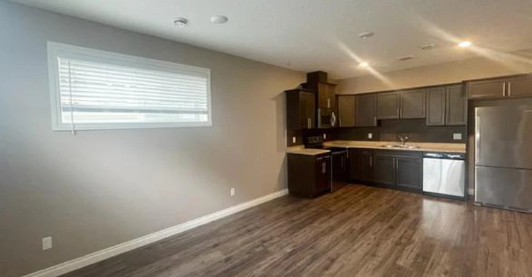 13451 L-13447 61 Street, Edmonton, AB, T5A 0V8 - 4