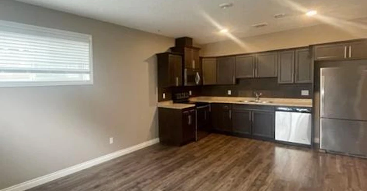 13451 L-13447 61 Street, Edmonton, AB, T5A 0V8 - 5
