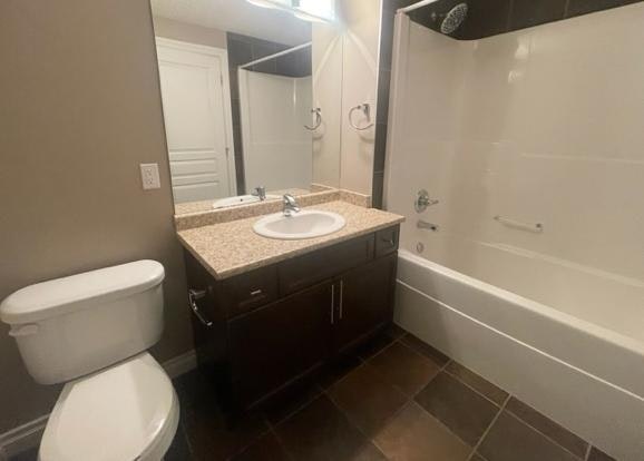 13451 L-13447 61 Street, Edmonton, AB, T5A 0V8 - 15