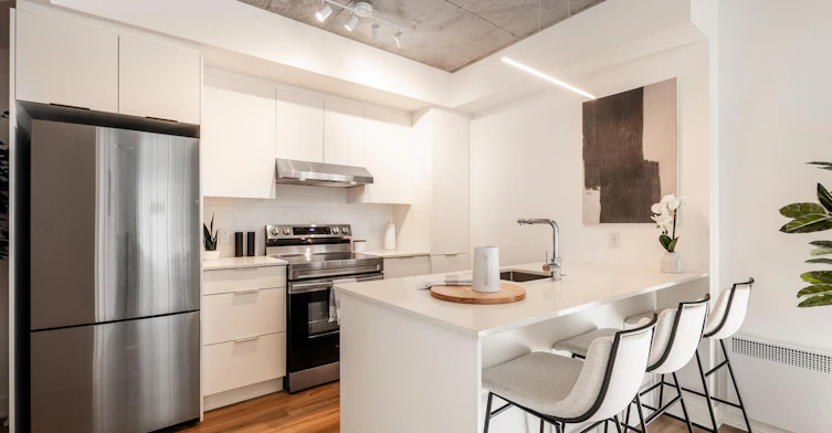 5460 Sherbrooke E Street, Montréal, QC, H1N 0E8 - 3