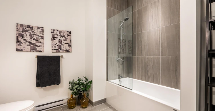 5460 Sherbrooke E Street, Montréal, QC, H1N 0E8 - 9