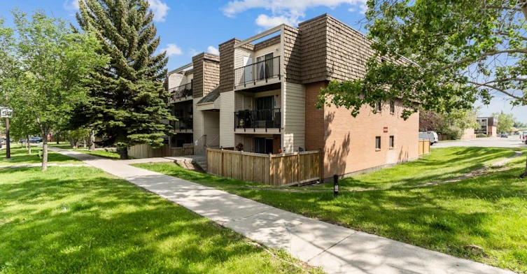 5300 Rundlehorn Drive NE, Calgary, AB, T1Y 3V5 - 7