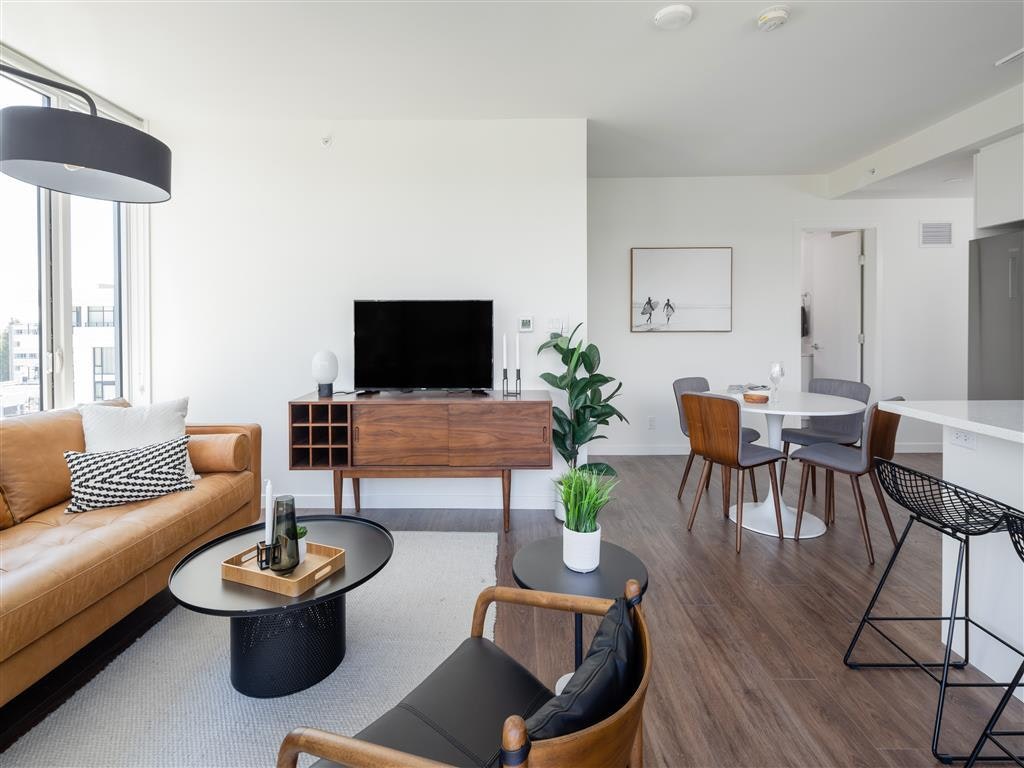 E1407-1441 St Georges Avenue, North Vancouver, BC, V7L 3J4 - 23
