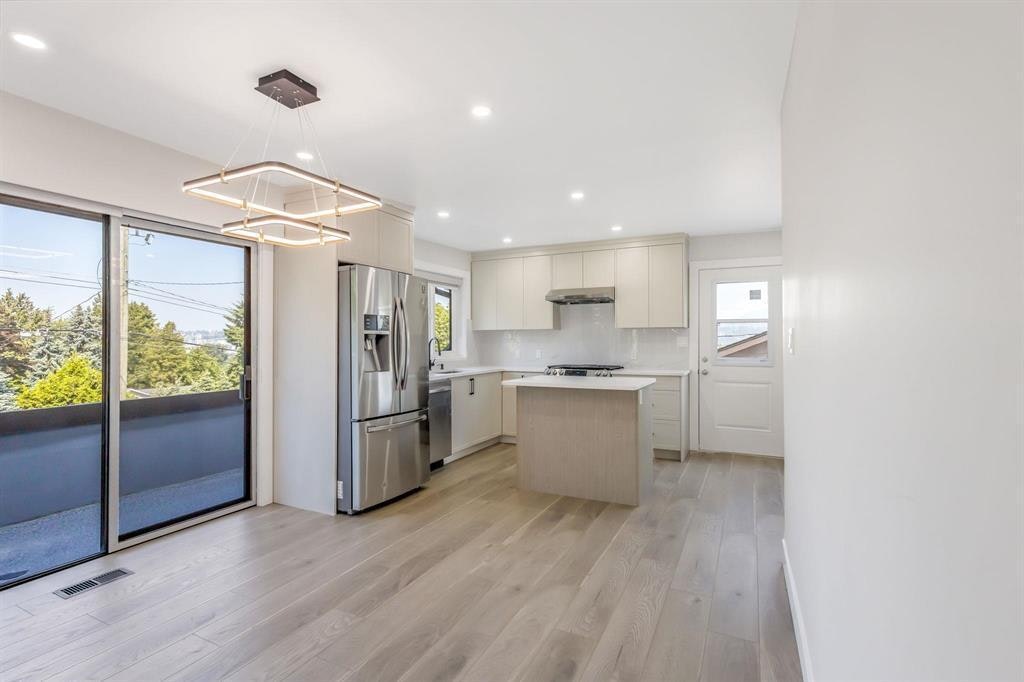 11246 135 Street, Surrey, BC, V3R 2Z7 - 5