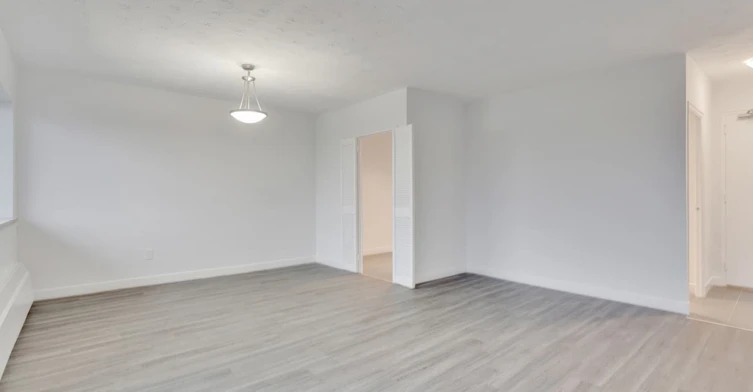 270 Sheldon Avenue, Toronto, ON, M8W 4M1 - 10