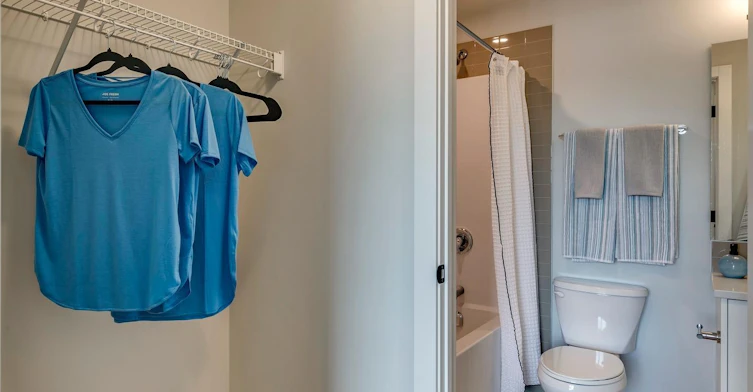 108 Shawville Place, Calgary, AB, T2Y 3R9 - 7