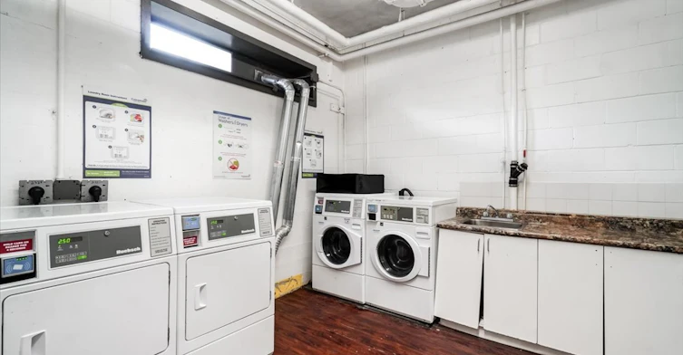1303 Eighth Avenue, New Westminster, BC, V3M 2S2 - 15