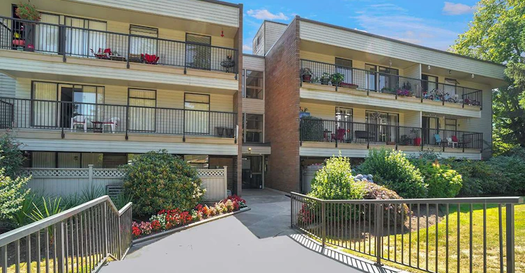 1132 Howie Street, Coquitlam, BC, V3J 1V1 - 3
