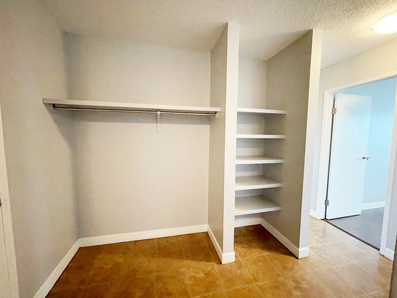 16 Saunderson Avenue, Fort Mcmurray, AB, T9H 3Z6 - 10