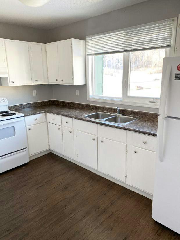 16 Saunderson Avenue, Fort Mcmurray, AB, T9H 3Z6 - 8