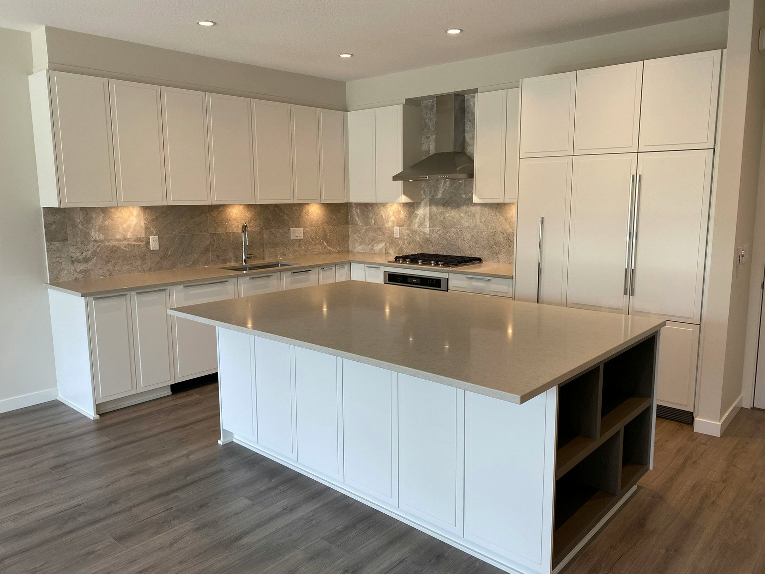 124-5311 Admiral Way, Delta, BC, V4K 0E2 - 2