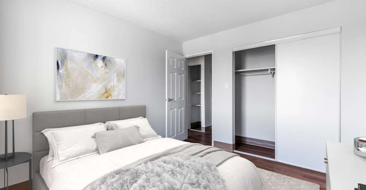 4501 37th Street NW, Calgary, AB, T2L 2J5 - 4