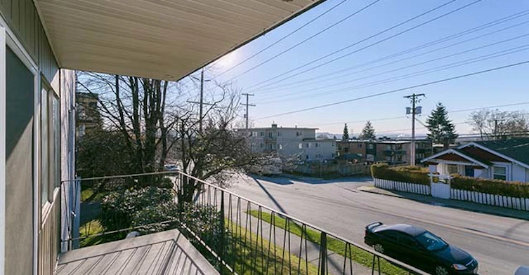 910 St. Andrews Street, New Westminster, BC, V3M 1W2 - 6
