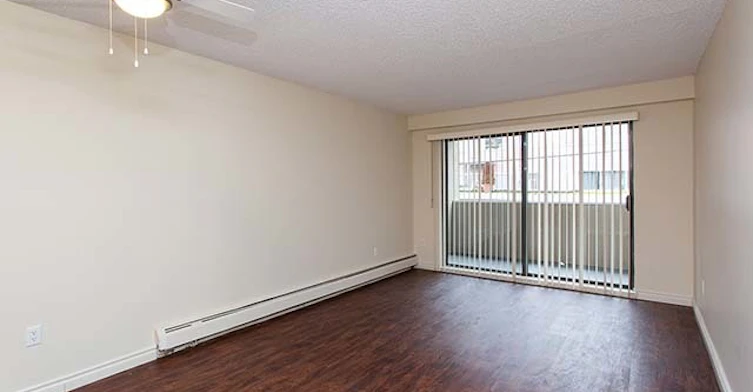 308 Forbes Avenue, North Vancouver, BC, V7M 3E6 - 8
