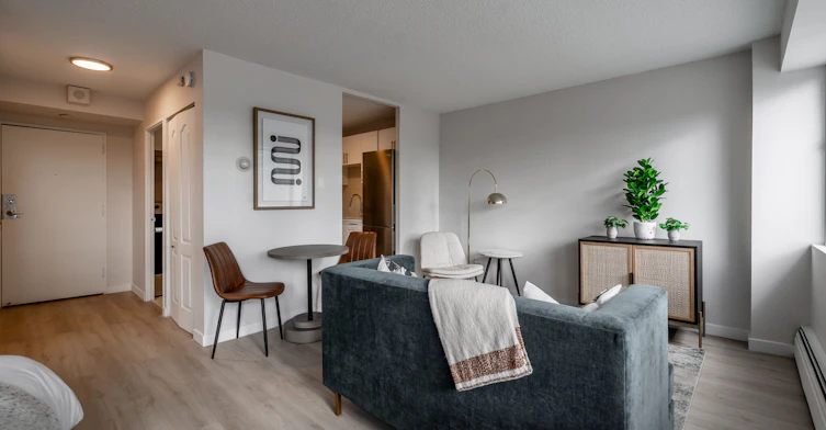 A-135 Deguire Boulevard, Montréal, QC, H4N 1N9 - 9