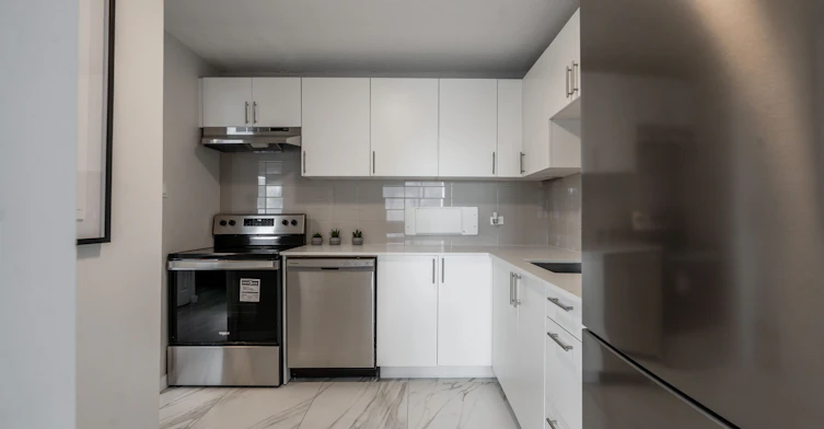 A-135 Deguire Boulevard, Montréal, QC, H4N 1N9 - 2