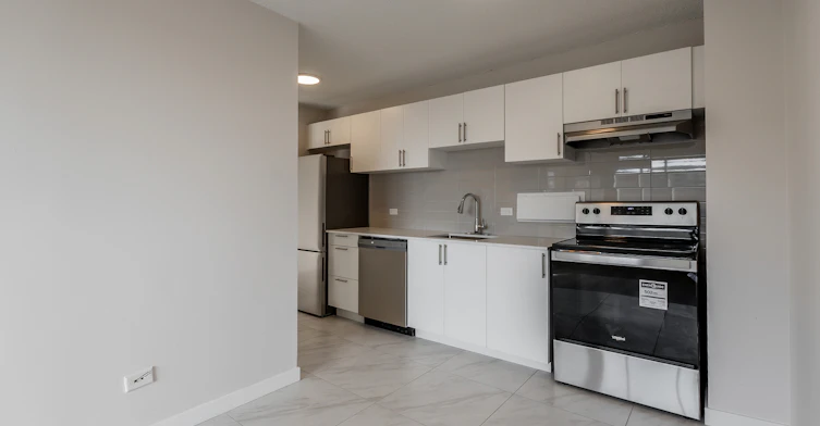 B-135 Deguire Boulevard, Montréal, QC, H4N 1N9 - 13
