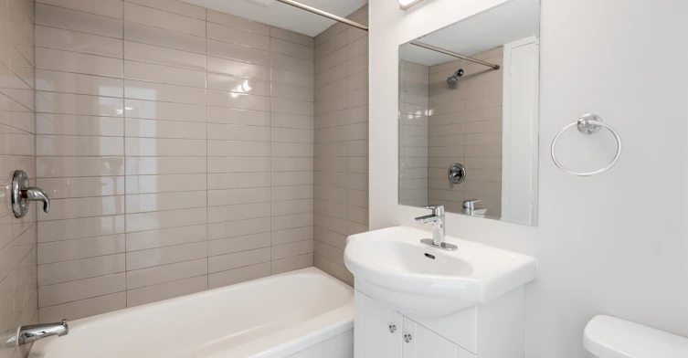 B-135 Deguire Boulevard, Montréal, QC, H4N 1N9 - 17