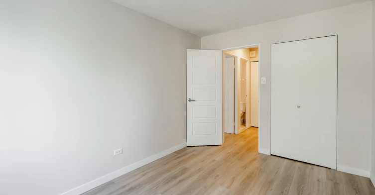 C-135 Deguire Boulevard, Montréal, QC, H4N 1N9 - 15