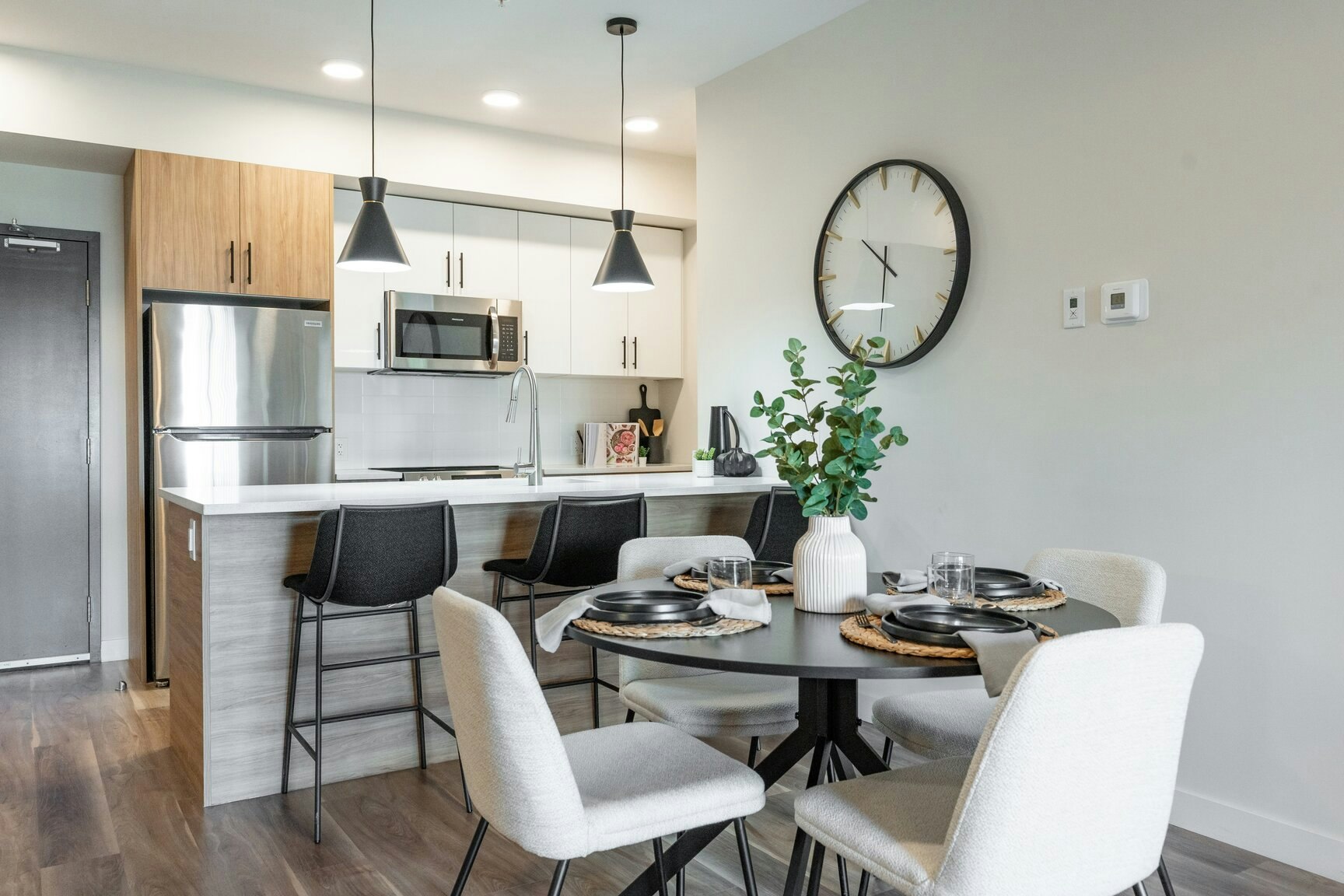 9720-604-9738 137 Avenue, Edmonton, AB, T5E 1Y8 - 6