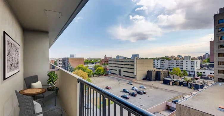 342 15 Avenue SW, Calgary, AB, T2R 0P6 - 8
