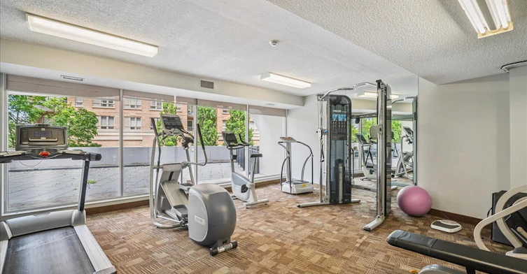 6 John Street, Oakville, ON, L6K 3T1 - 2