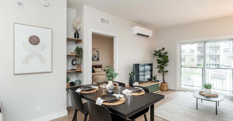 4065-607-4067 Portage Avenue, Winnipeg, MB, R4H 1C6 - 9