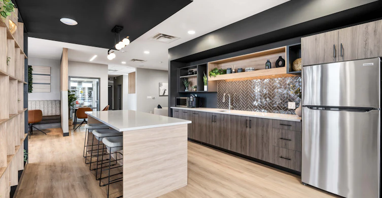 4065-407-4067 Portage Avenue, Winnipeg, MB, R4H 1C6 - 34