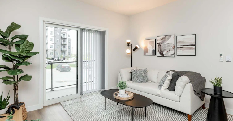 4065-114-4067 Portage Avenue, Winnipeg, MB, R4H 1C6 - 8