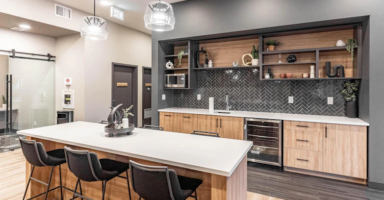 43-402-8620 Canada Olympic Drive SW, Calgary, AB, T2E 7J2 - 23
