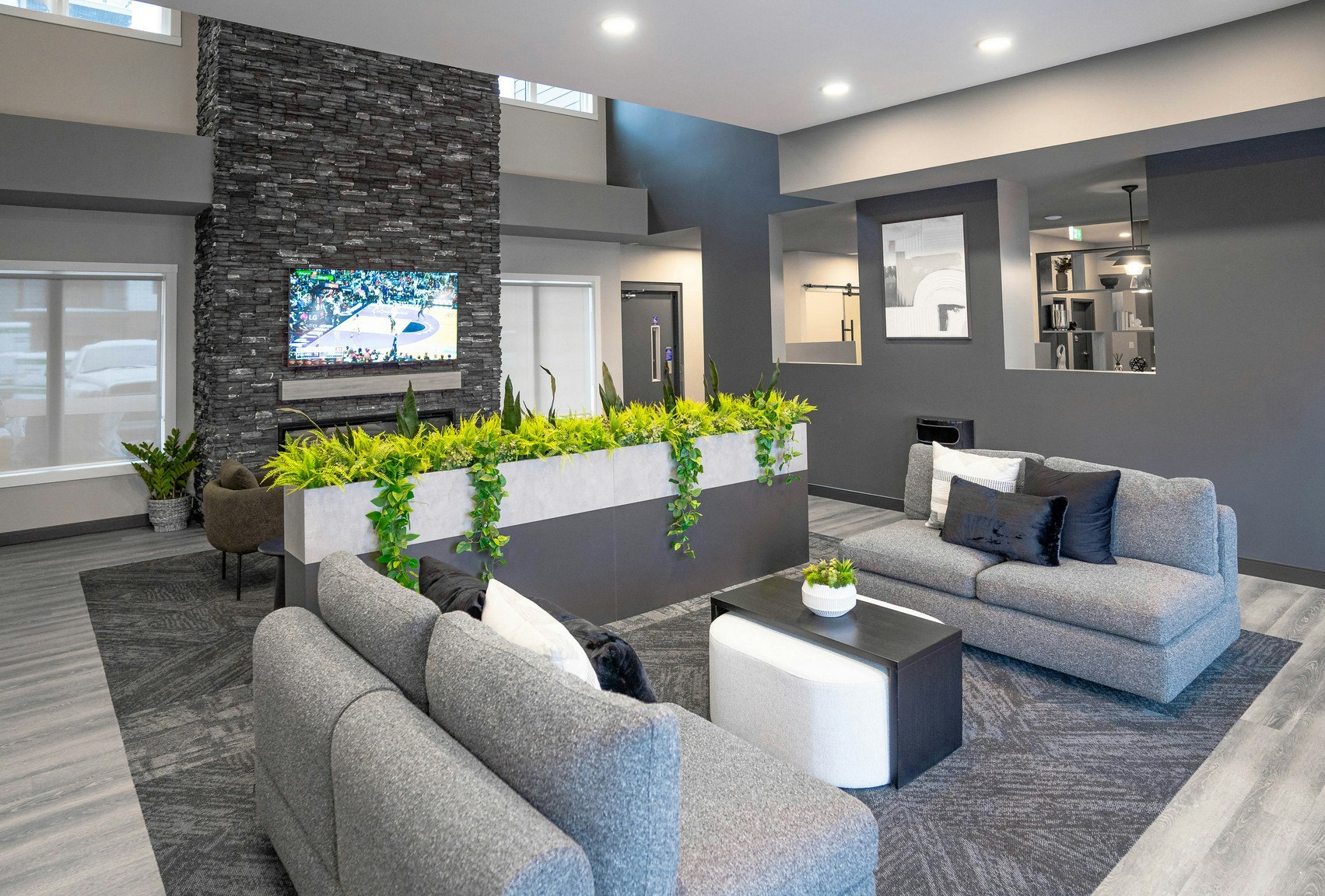 18-312-8620 Canada Olympic Drive SW, Calgary, AB, T2E 7J2 - 33