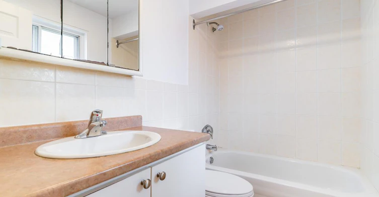 2418 Glenwood School Drive, Burlington, ON, L7R 3S2 - 10