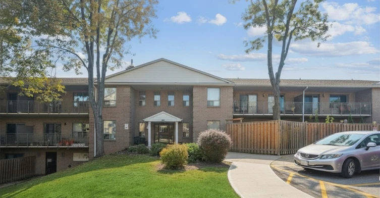 1420 Tyandaga Park Drive, Burlington, ON, L7P 1N3