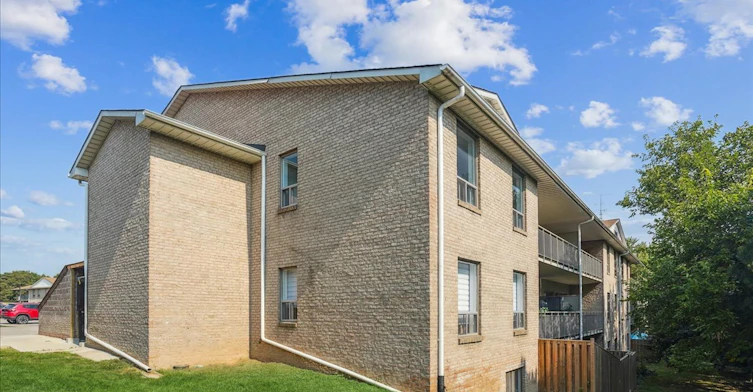 1420 Tyandaga Park Drive, Burlington, ON, L7P 1N3 - 7