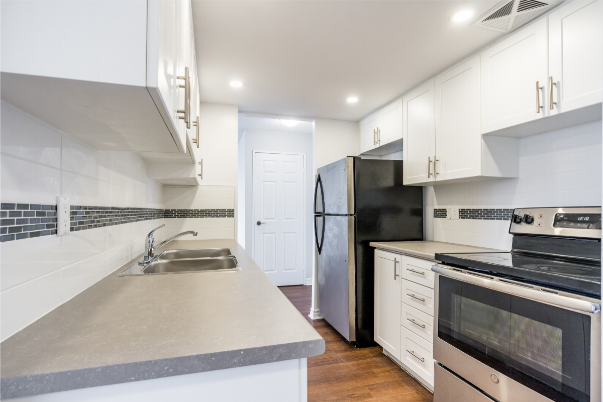 25 Bay Mills Boulevard, Toronto, ON, M1T 3P4 - 6