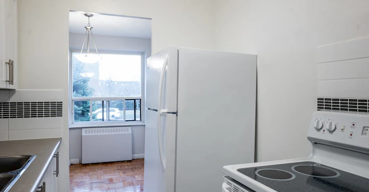 1004 Lawrence Avenue East, Toronto, ON, M3C 1R5 - 9
