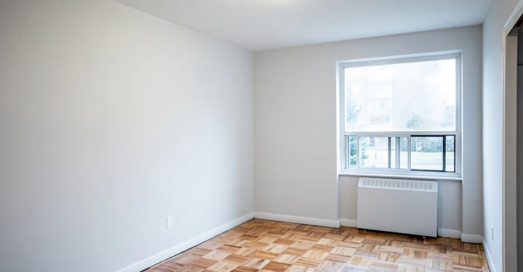 1004 Lawrence Avenue East, Toronto, ON, M3C 1R5 - 12