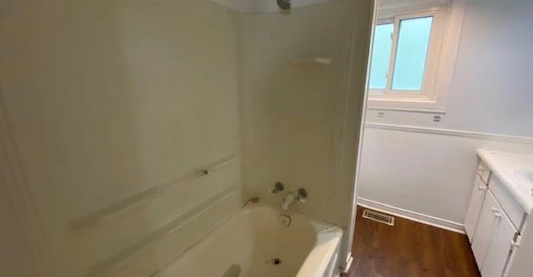 38 Calderwood Drive, Kingston, ON, K7M 6K8 - 10